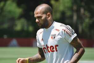 Dani Alves Sao Paulo