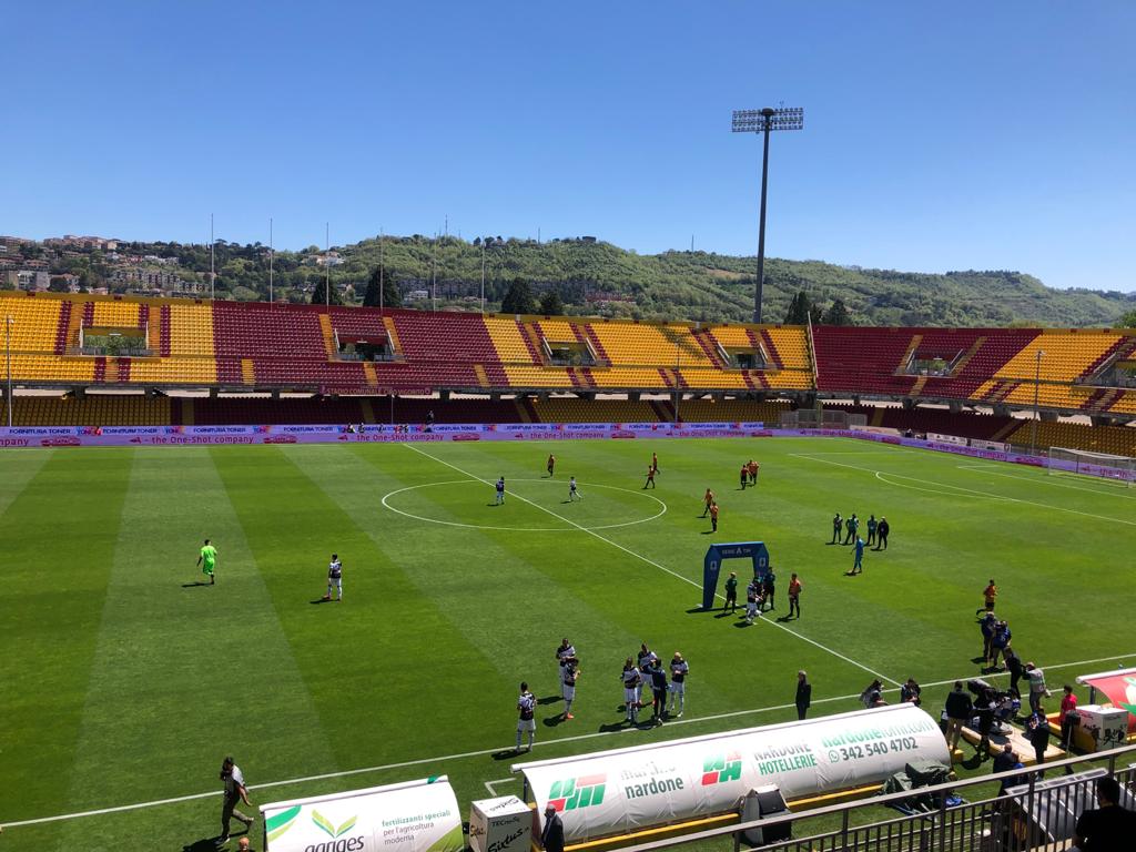 Nuova maglia on sale benevento 2021