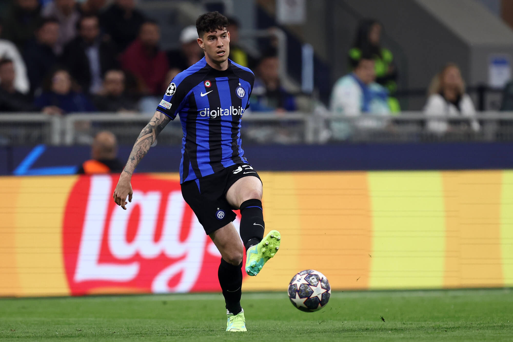 Bastoni Inter