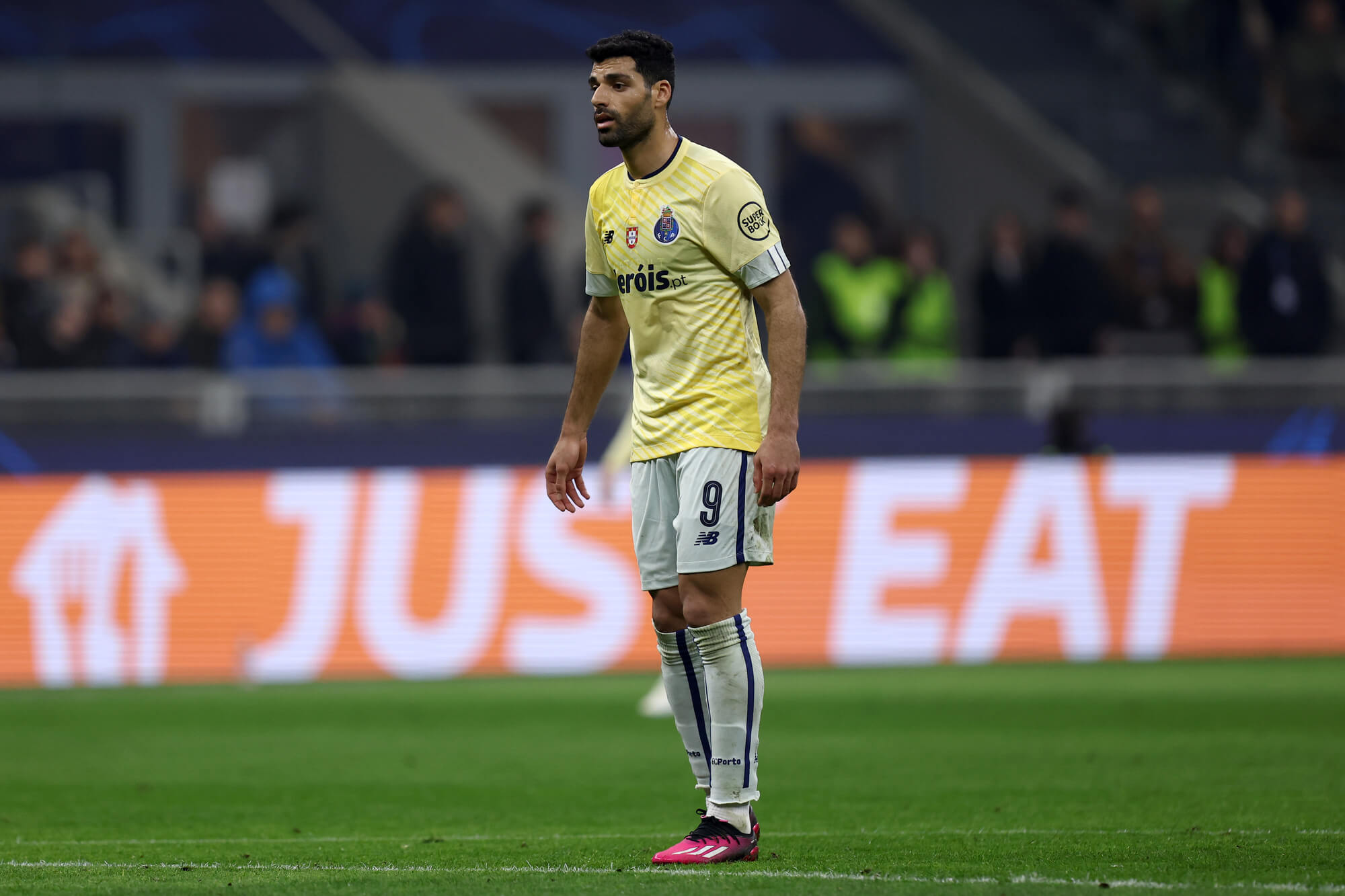 Milan faz forcing por Taremi, FC Porto resiste 